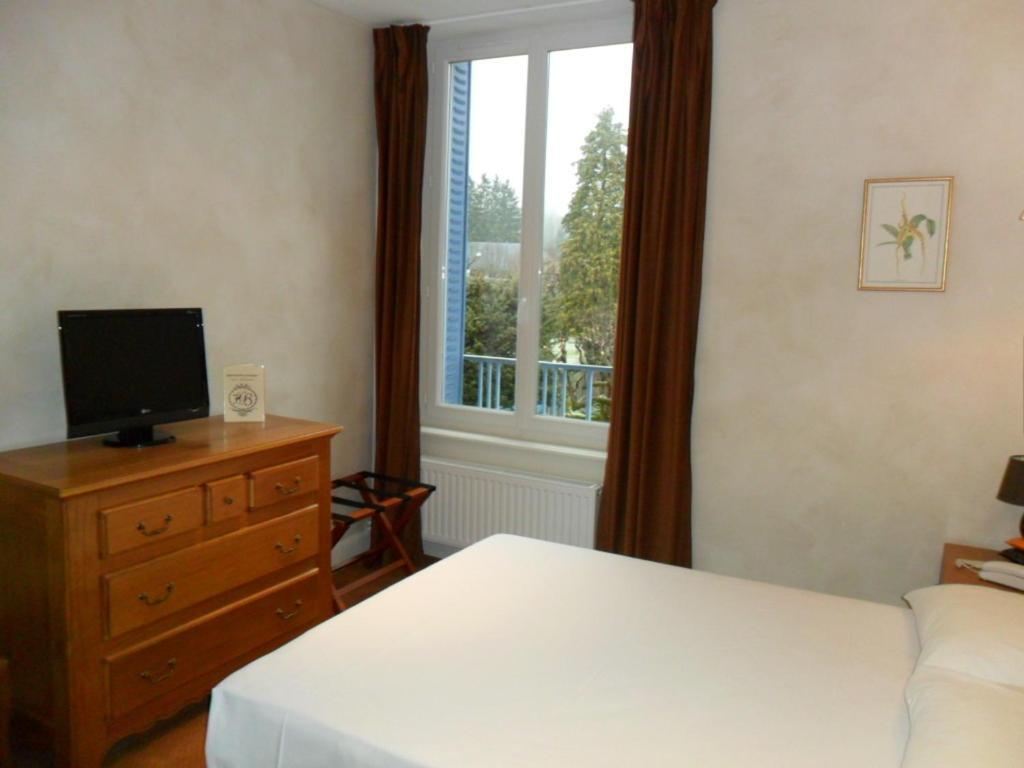 Hotel Beausejour Vic-sur-Cère Pokój zdjęcie